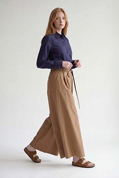 Levidor Khaki Button Belt Detailed Trousers
