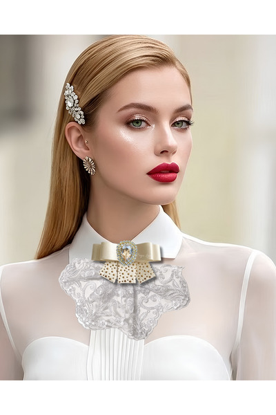 pegu baby collection بروش بتصميم خاص من الدانتيل الفاخر، بروش يُلبس على ياقة ...