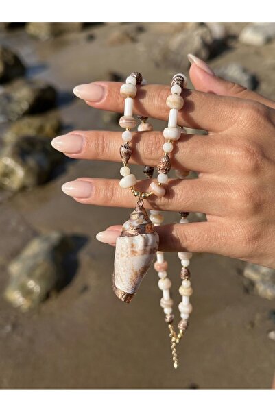 ILSA Sea Shell & Cone Snail Pendant Necklace
