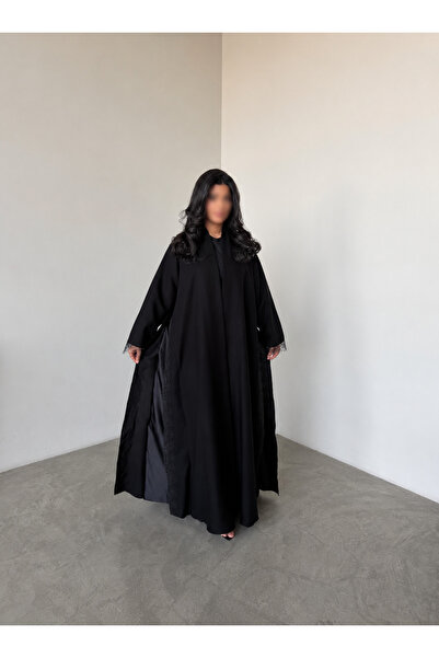 outline عباية سوداء بتداخل تفتة وكلفة فاخرة