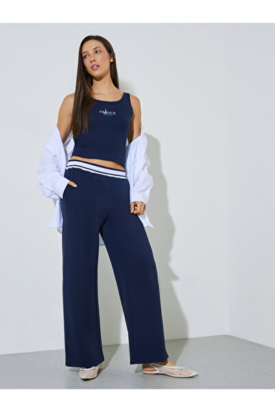 Styli Navy Blue Solid Elasticated Waist Wide Leg Joggers