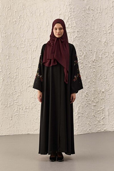 Ferraceci فيرايس أسود مرسوم يدويًا من ماركة ميفسيم