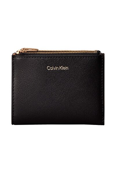 Calvin Klein Women Wallets