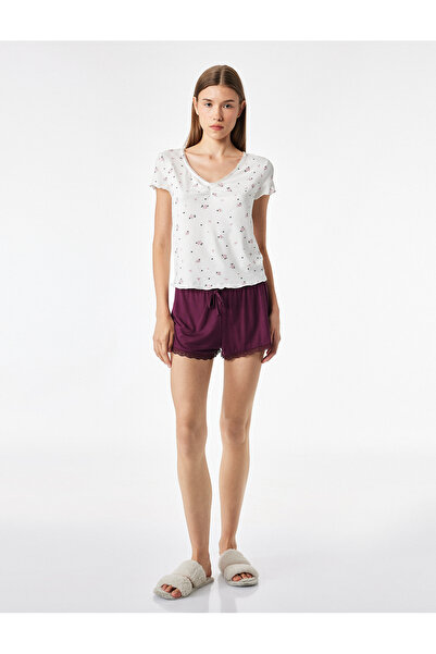 Koton Floral Patterned Comfortable Fit Short Sleeve Lace Detailed Shorts Paja...