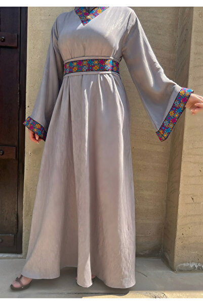 details Hiya Jalabiya