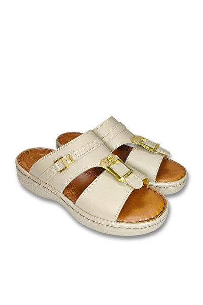 Amity Footwear KSA شبشب رجالي جلد بمساج للقدم – تصميم هندسي مريح – من مصمم إي...