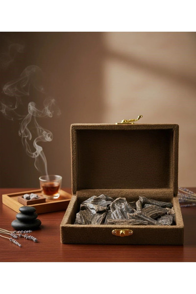 ZURA One ounce of premium blue oud (28 grams)