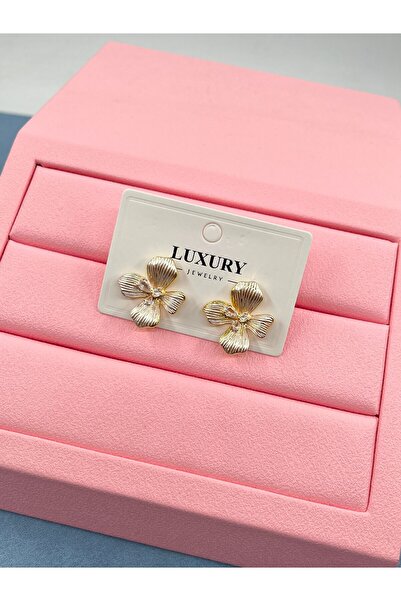 Bozhi Elegant Earrings with Sea Shell Detail Minimal Elegance Meaningful Gift...