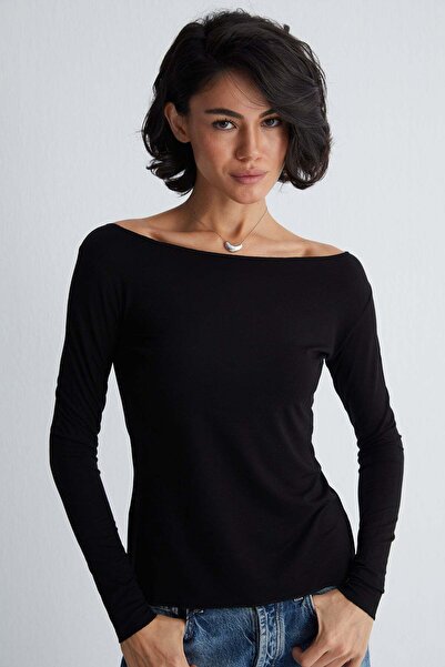 Silk and Cashmere Siyah Ultralight Kayık Yaka Üst