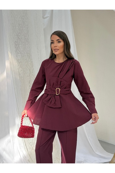 Hatun Atila طقم بلوزة بيبلوم نسائية بتفاصيل فيونكة ومشبك ذهبي مع بنطلون واسع ...