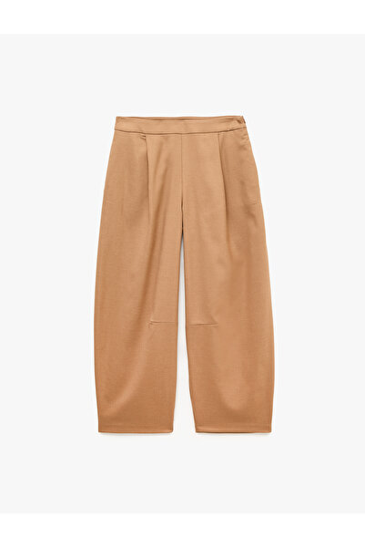 Koton Regular Fit Pile Detailed Pocketed Barrel Cut Trousers