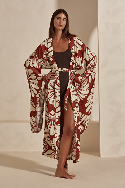 Dahlia Bianca Minerva Kimono