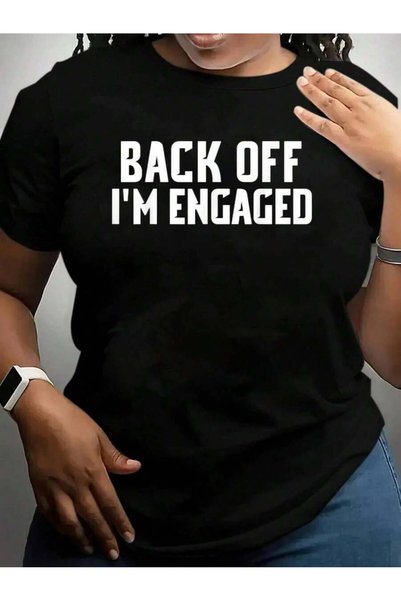 2BIR تي شيرت بطباعة جرافيكية سوداء بتصميم "Back Off Im Engaged" مضحك للخطوبة والرحلات البحرية والإجازات
