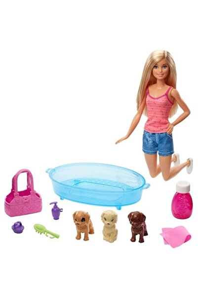 Barbie Set de joacă papusa blonda și spa pentru animale de companie cu trei c...