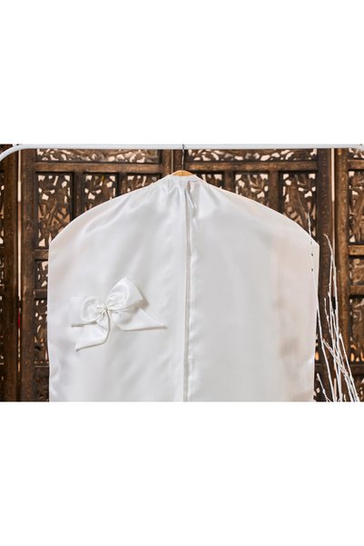 Dantelux Set de 2 pachete - Husă pentru haine din țesătură tip șantuk + Pachet plic din țesătură tip șantuk (cu detaliu fundă) Culoare Ecru