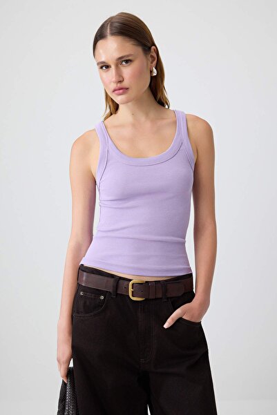 Trendyol Collection Tricou tricotat, elastic, cu croială normală, cu guler ti...