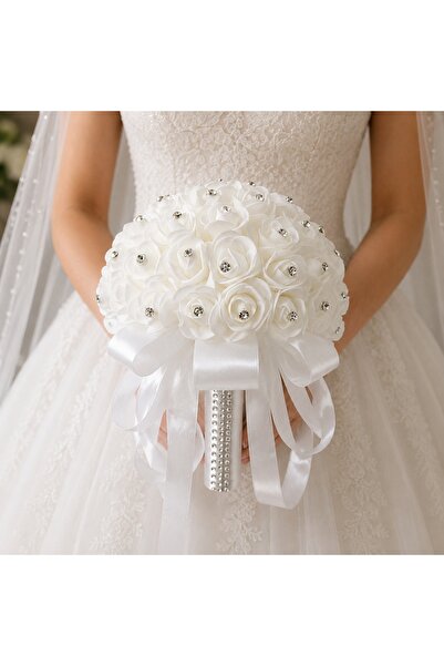 velve Buchet mireasa elegant Royal Pearl cu trandafiri, perle si cristale