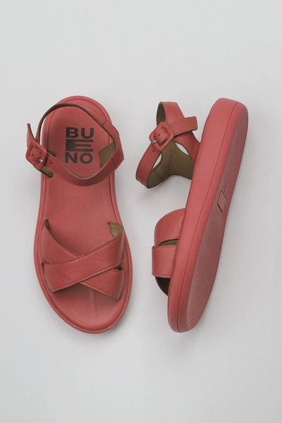 Bueno Shoes Γυναικεία φλατ σανδάλια από δέρμα κοραλλί 01wy2301