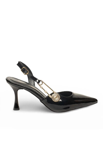 Demashoes حذاء أسود من الجلد اللامع مع إبزيم وطرف مدبب وكعب مفتوح من الخلف با...