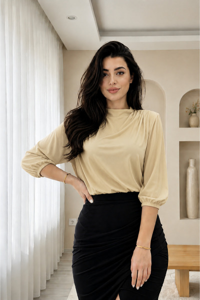 bellura İçi Tulumlu Omuzdan Büzgülü Vatkalı Bluz