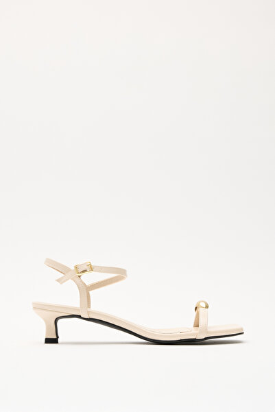 LUTVELIZADE Heels 2636 - Oval Accessory Detailed Bone Women's Heels