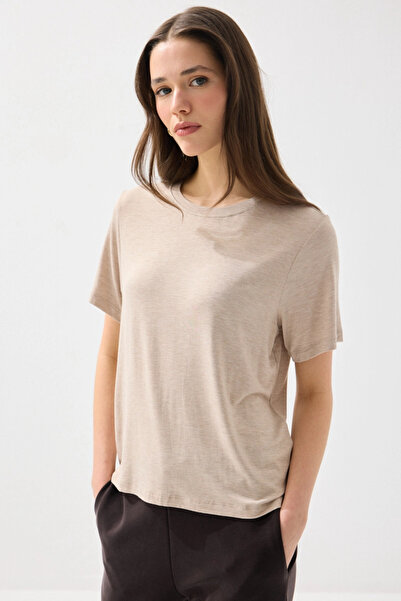 Gusto Tricou din bambus cu guler rotund - Bej