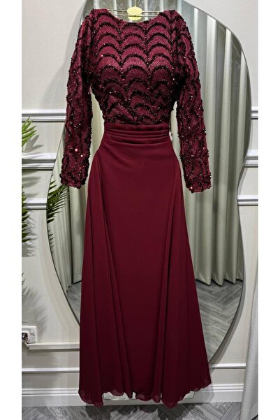 Mar style Elegant Sequined Evening Gown with a Flowy Silhouette