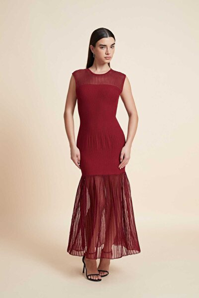 Yola Simple Midi Dress Without Sleeves