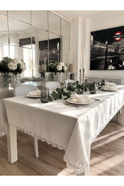 Decamor home Βασιλικό ρουμαντικό λευκό τραπεζομάντιλο με ασημί δαντέλα και λε...