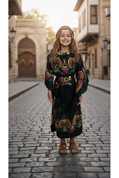 MODA Lokalna haljina za devojčice Hamavi (sa šalom i pojasom)
