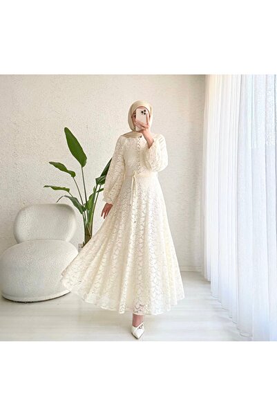 BELLASTORE فستان نسائي بتفاصيل دانتيل بلون إكرو