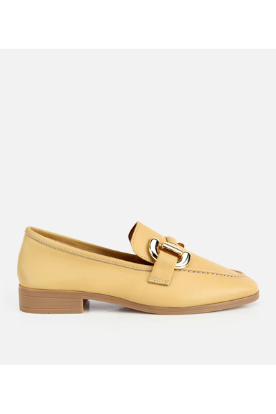Hotiç Kadın Deri Sarı Toka Detaylı Klasik Loafer