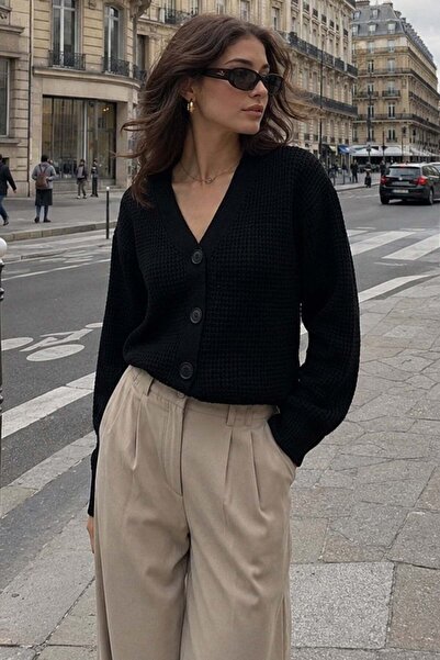 Madmext Black Long Sleeve Buttoned Crop Cardigan Mg2198
