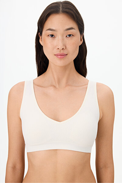 Penti Ecru Seamless Bralet with Removable Pads