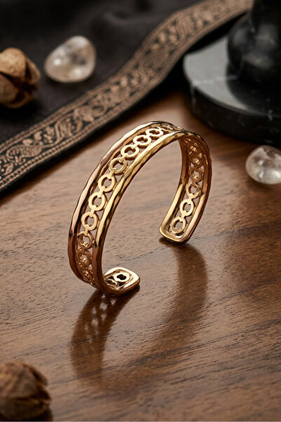 Begondio Elegant Design Premium Gold Color Chain Patterned Adjustable Women's...