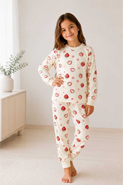 MADALİNA Girls' 100% Cotton Strawberry Pattern Pajama Set