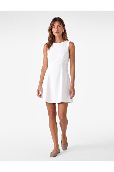 Koton Slim Fit Bisiklet Yaka Kolsuz Mini Kloş Peplum Elbise