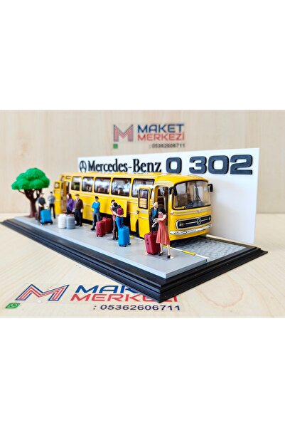 Maket 25 cm metal MERCEDES BENZ O302 OTOBÜS VE YOLCU - YOL DİORAMALI MAKETİ