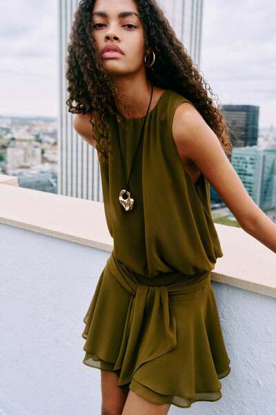 H&M Tie-detail chiffon dress