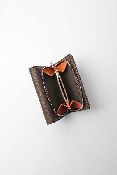 CENGİZ PAKEL Women's Wallet with Magnet and Zipper - Smart Interior Design and Dual Picture Holder Compartment - 65318 - Brown/Ki