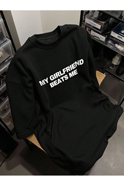 EVIus Tricou oversize cu guler rotund, imprimat cu textul „My Girlfriend Beat...