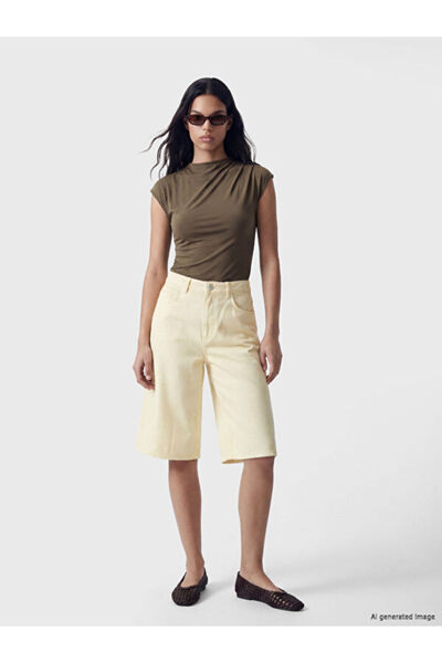 LC Waikiki شورت جينز نسائي من Bermuda Fit