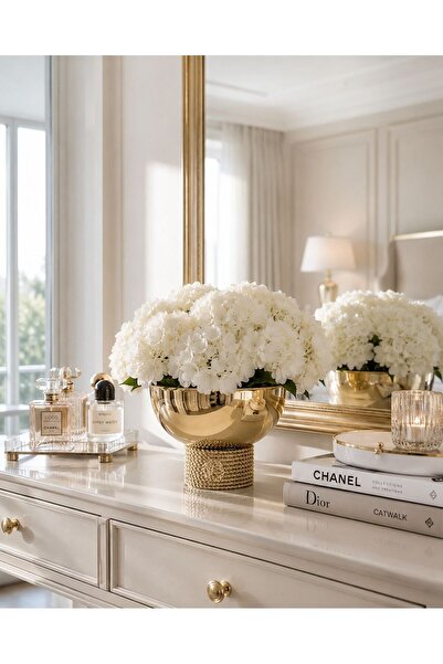RoyalDecorHome Arma Detaylı Zincirli Küre Vazo Gold