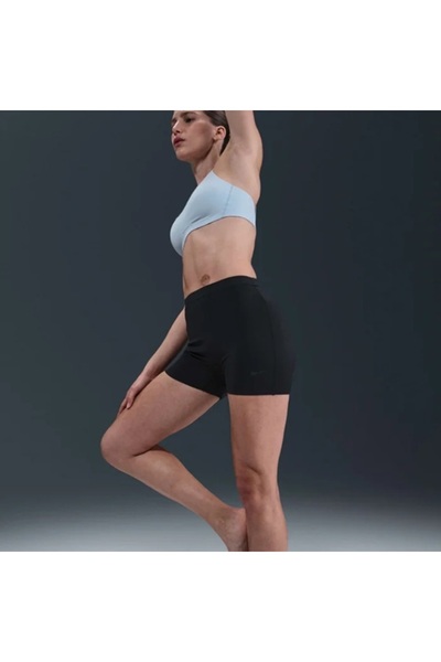 Nike FORM BOYSHORT ULTRA YUMUŞAK NEM TUTMAYAN KADIN ŞORT-SPORTXSTORE