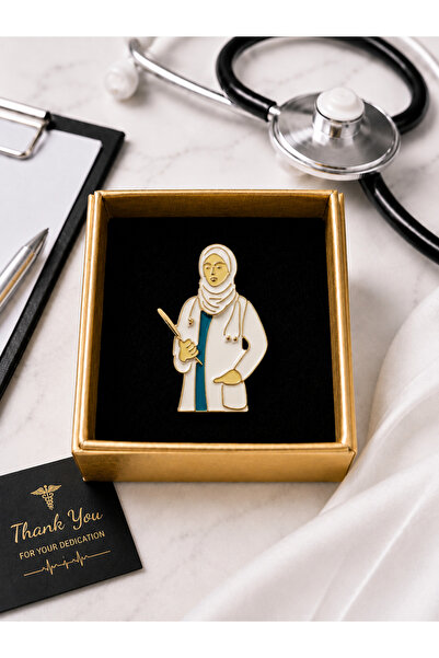 PULİNİN DÜKKANI Doktor Figürlü Broş – Sağlık Çalışanı Hemşire Doktor Hediyesi