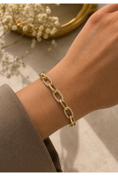 CM Zircon Stone Detailed Gold Chain Bracelet – Stylish and Sparkling Women's Bracelet