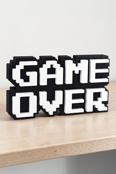 Hunga Game Over - Logo - Raf Dekoru - Masa Üstü Dekor