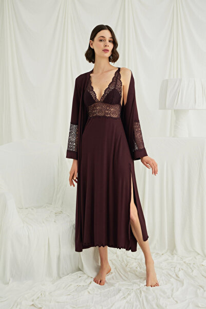 civetta Chest and Back Decollete Lace Dressing Gown Set