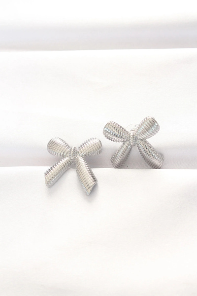 USLUCAN ALIŞVERİŞ Brass Silver Color Bow Earrings