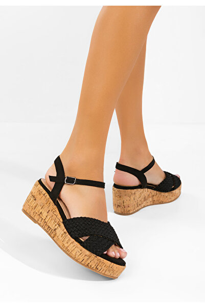 B T Shoes Sandale cu platformă Yarea negre